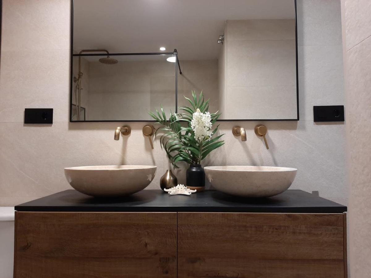 Apartamento Sol y Malaga - Designer Duplex con Terraza y Parking Exterior foto